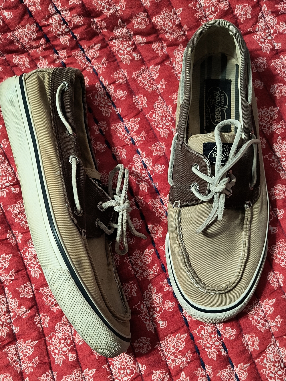 Sperry Top-SiderTwo-Tone Brown Canvas Boat Shoes with Lace-Up Comfort